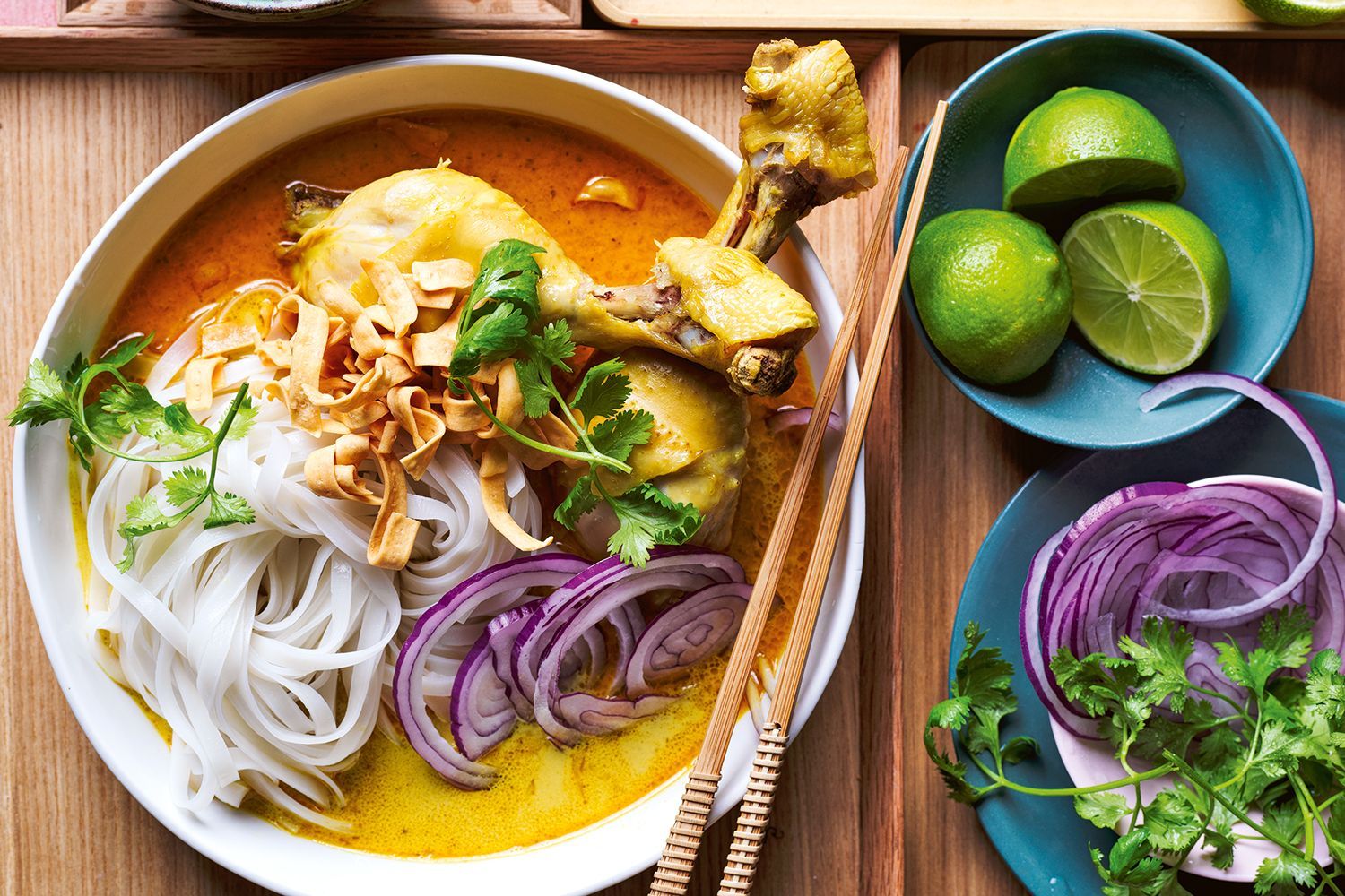 Chicken coconut curry noodle soup recipe: Thai khao soi