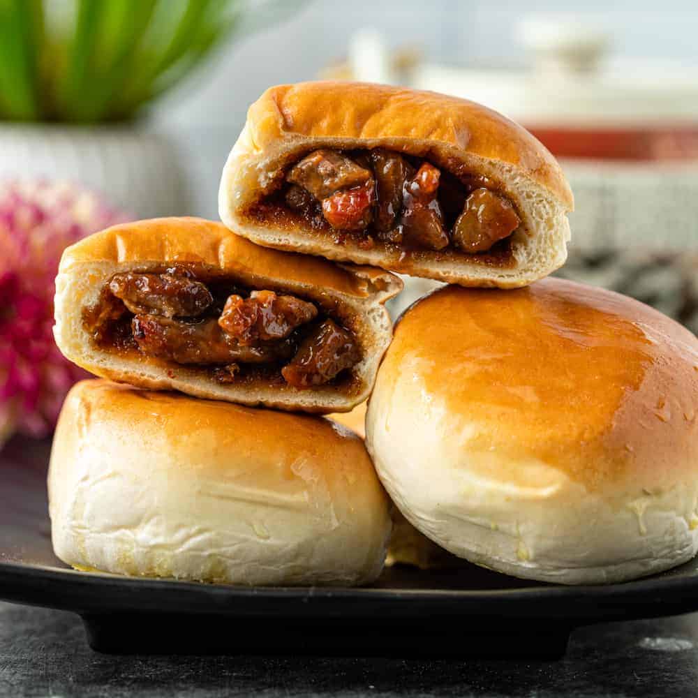 BBQ Pork Buns (Char Siu Bao)