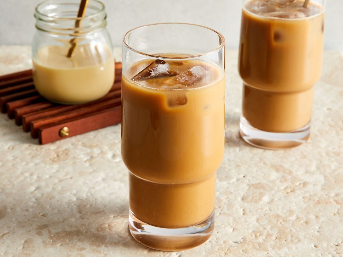 77768-Vietnamese-Iced-Coffee-DDMFS-4×3-62f34e1d4658433a83801c8533dbcafe